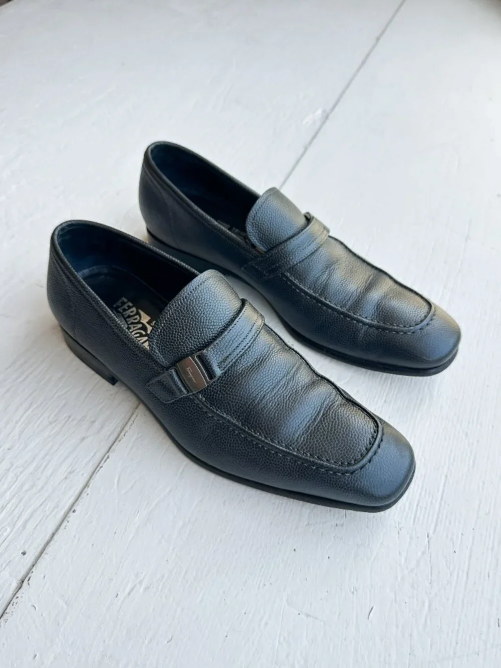 Salvatore Ferragamo Men's Black Pebbled Leather Loafers - Size 7.5D